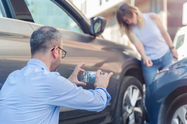 Professional Car Insurance Near Me technician working in Wartburg, TN